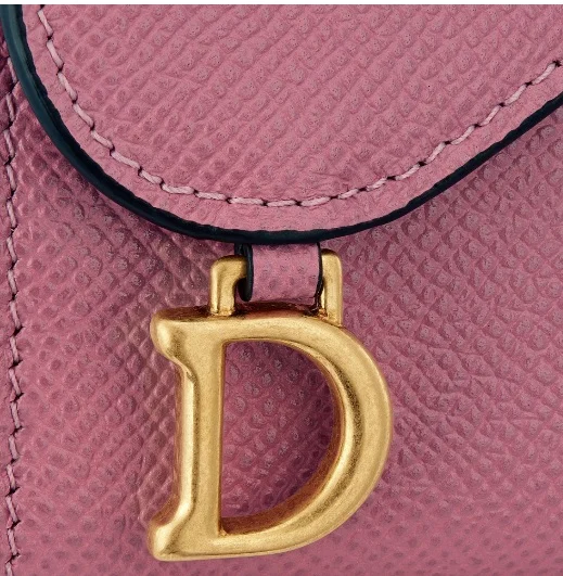 DIOR』のミニ財布「サドル」ロータスウォレット【20代で買う名品