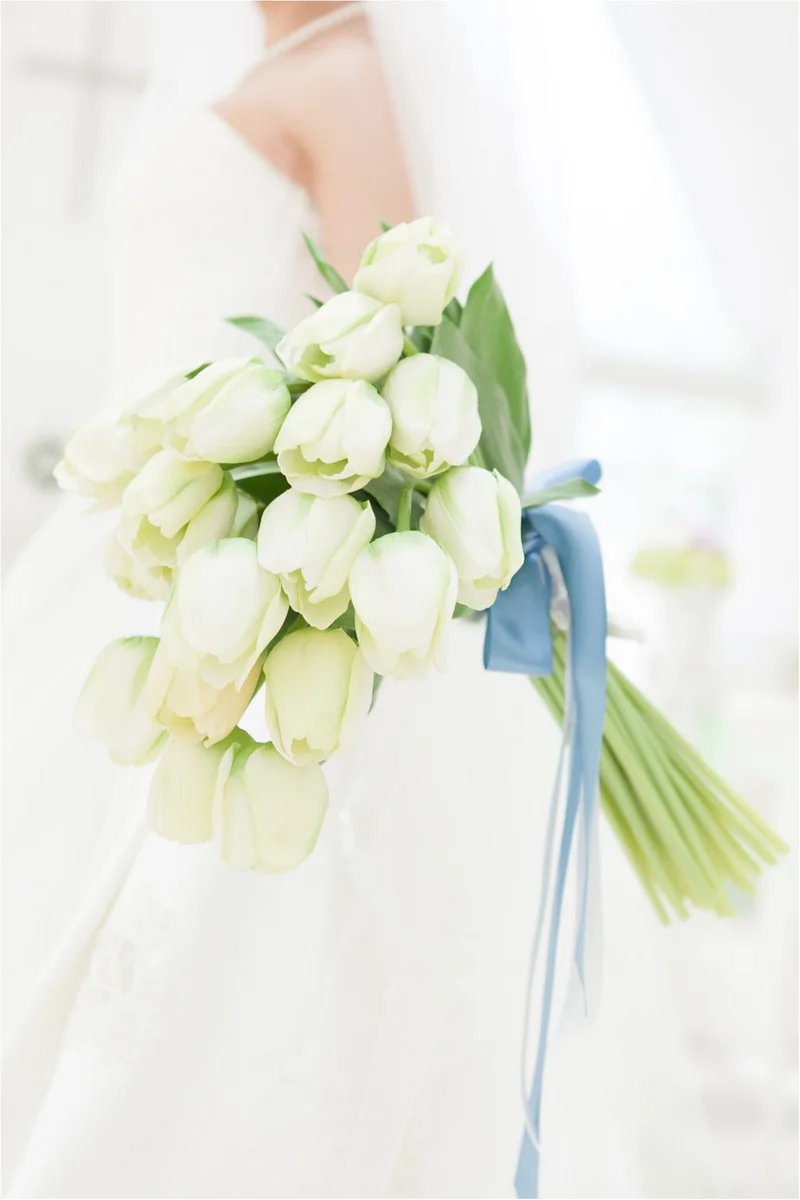 結婚式は「自分の好きな花」を手に持ちヴァの画像_1