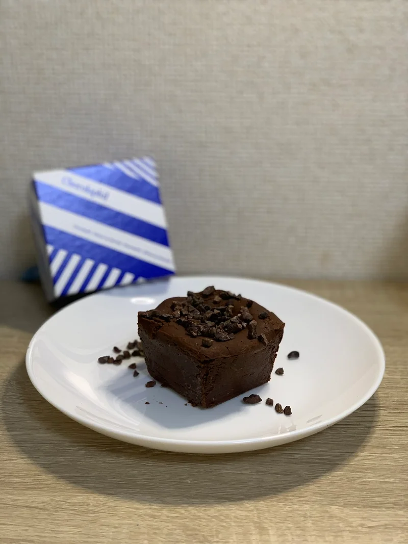 Chocolaphil ビスキュイ キューブ　コロンビア産チョコレート　ガトーショコラ　カカオニブ