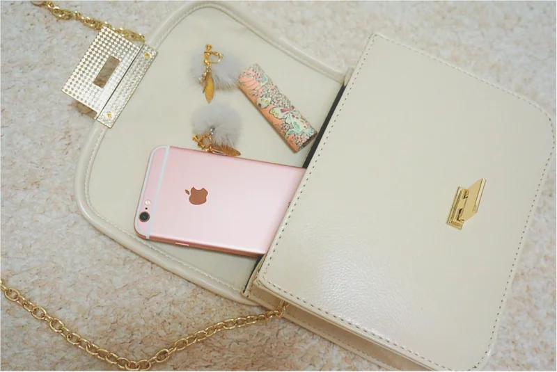 Snsで大人気 Honeys の メトロポリス風 ファー付きバッグがプチプラ 可愛い Moreインフルエンサーズブログ More Snsで大人気 Honeys の メトロポリス風 ファー付きバッグがプチプラ 可愛い Moreインフルエンサーズブログ More