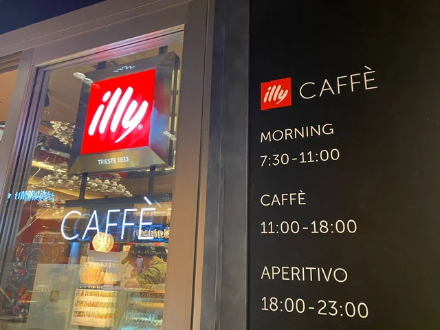 illyCAFFE 東京カフェ　都内カフェ