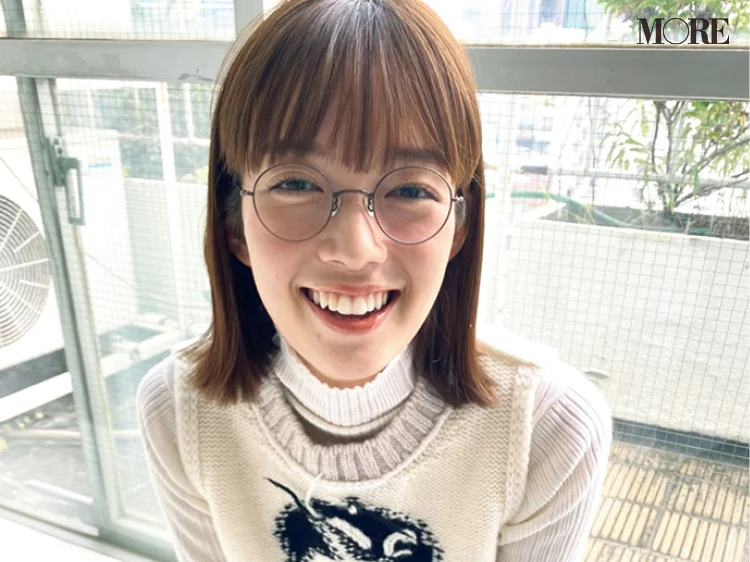 【オフショット 佐藤栞里】ニット、もしかして裏返し!?　