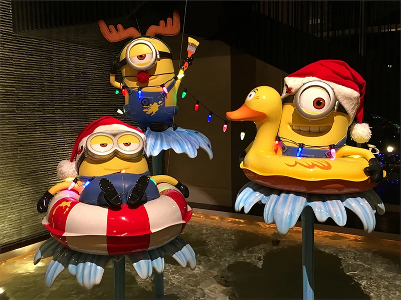 『ユニバーサル・スタジオ・ジャパン』でミニオンがクリスマス仕様に♪ 箱根にある露天風呂付き客室の温泉宿にも熱視線❤️ 今週の「ご当地モア」ランキング！