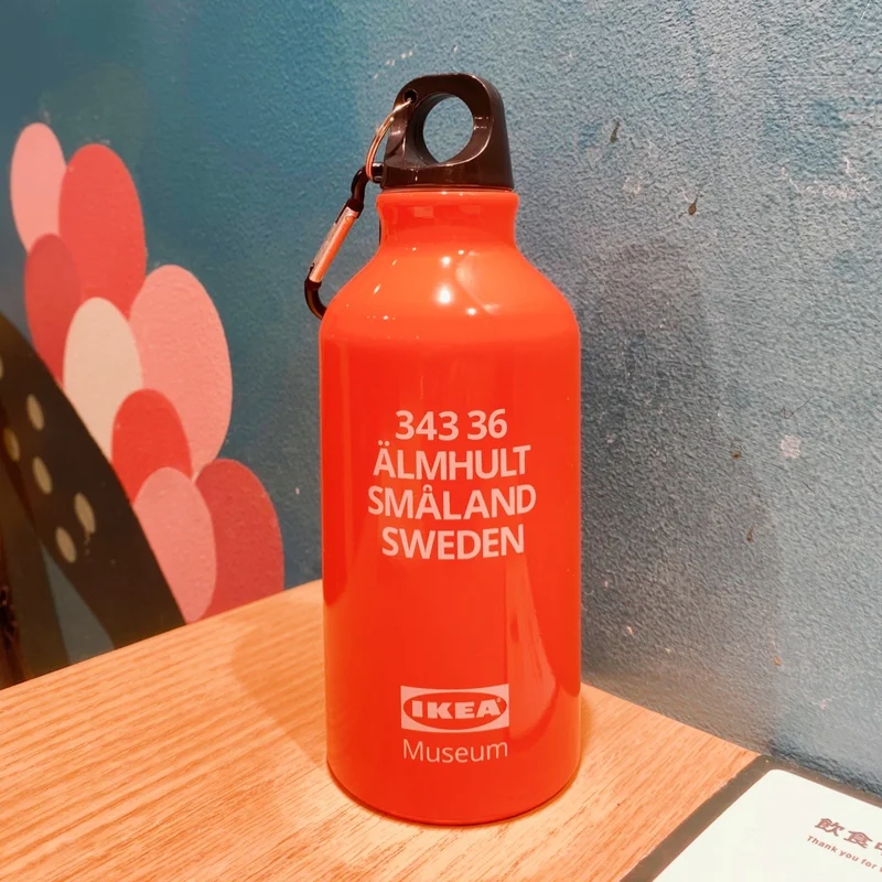 イケア（IKEA）2023年度新商品：イケアミュージアムコレクションのカラビナつき水筒（ボトル）