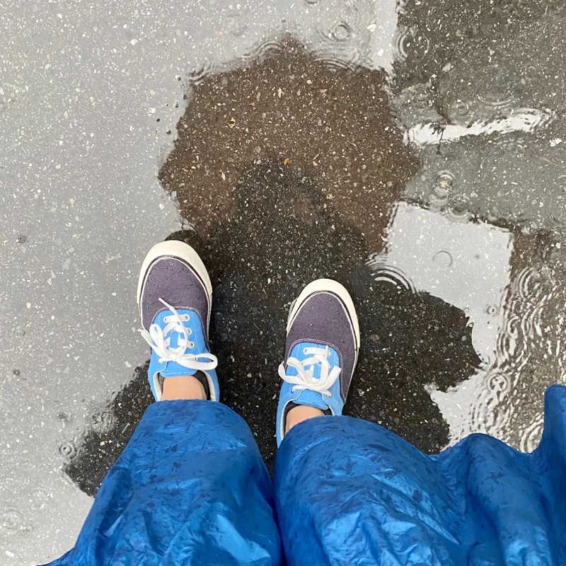 ワークマン　WORKMAN　#ワークマン女子　スニーカー　シューズ　梅雨　雨の日　コーデ　撥水