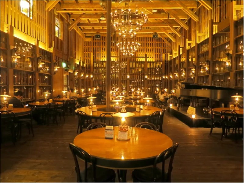 幻想的で美しい♡167個のランプが灯る喫茶店 『 北一ホール 』の世界にうっとり♡♡