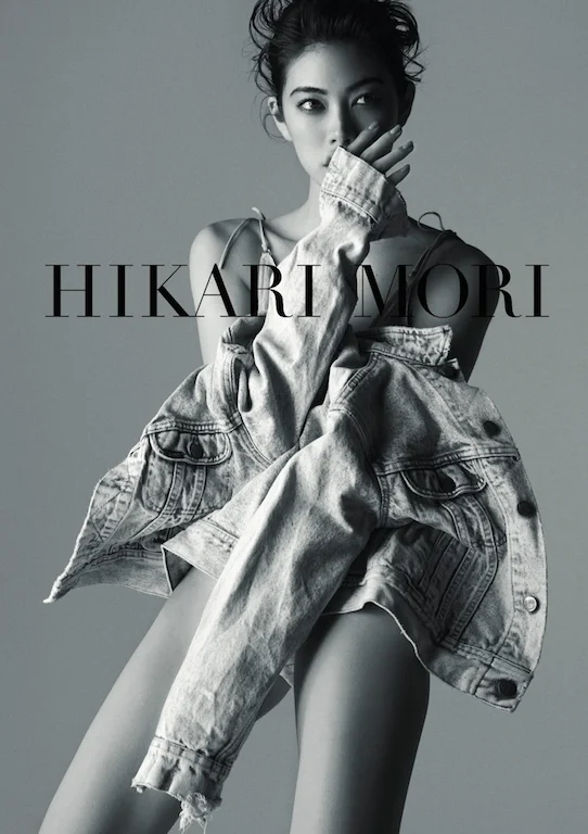 森星さんがヘルシーな美ボディを披露♡　ファースト写真集『HIKARI MORI』発売中！
