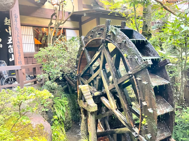 高尾山の麓、うかい鳥山で「ほたる観賞の夕の画像_5