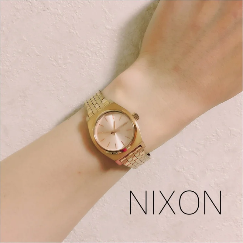 ♡肌をキレイに見せてくれる♡NIXONの腕時計