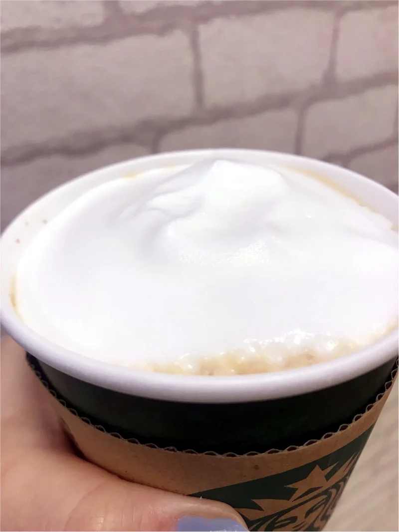 【超先行！】コーヒーなのに白？！3/15〜Starbucks新作✩ムースフォームラテ✩を一足先に味わってきました！！白い泡の正体は◯◯◯だった！