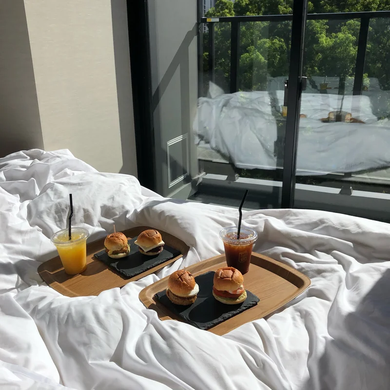 ホテル朝食ミニバーガー写真