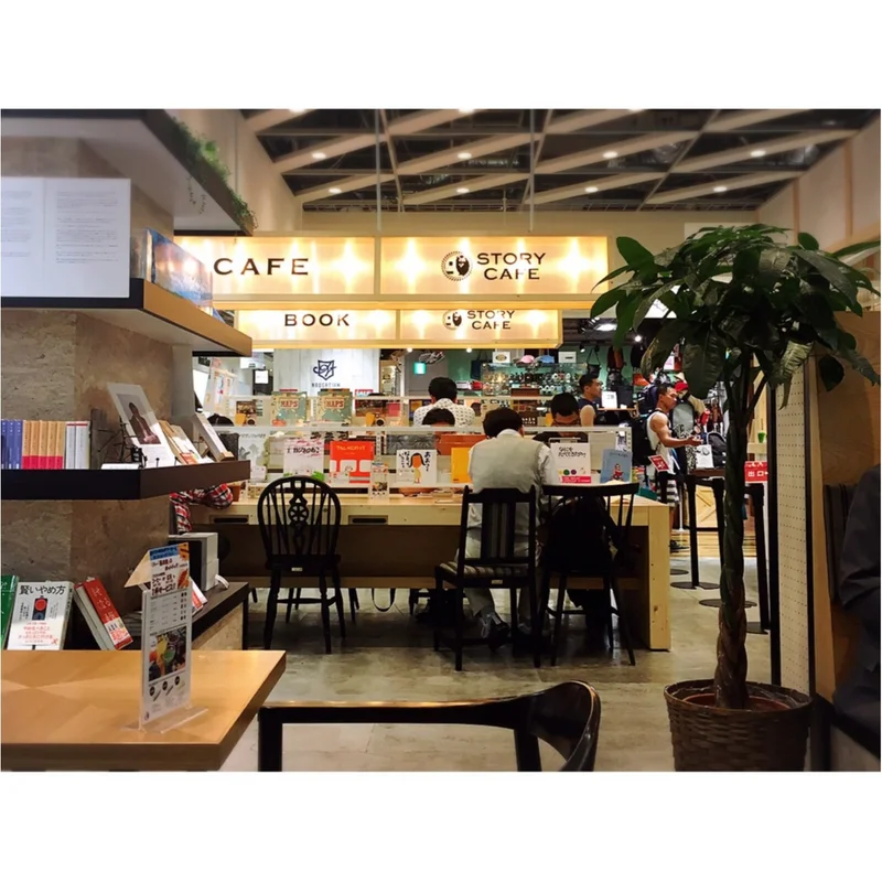 ◎秋葉原でゆっくりカフェタイム  購入前の本が読めるstory cafe♡嬉しいフリーWiFiも完備♡♡