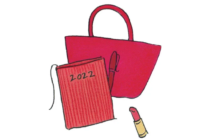 水晶玉子がおすすめする2022年下半期開運カラーの赤い手帳とバッグ