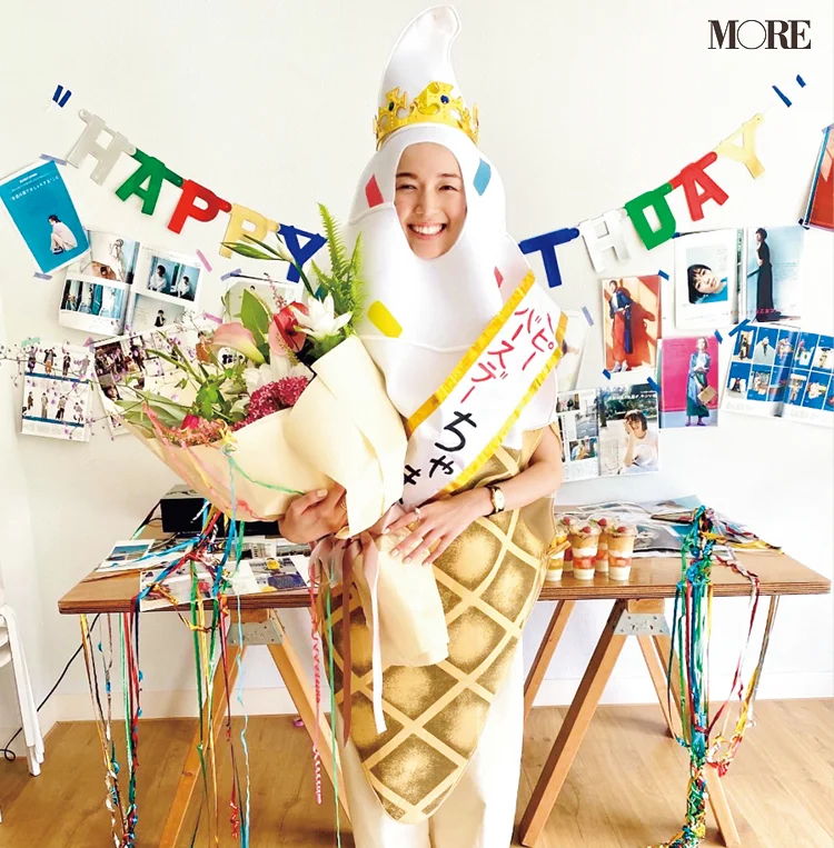 MORE10月号、佐藤栞里のオフショット