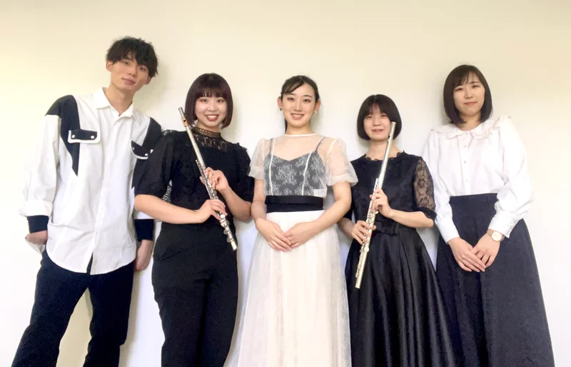 日本大学芸術学部音楽学科のメンバー