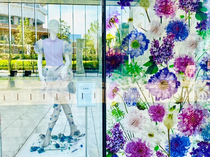 【ロスフラワーアート展】花のドレスが圧巻の画像_4