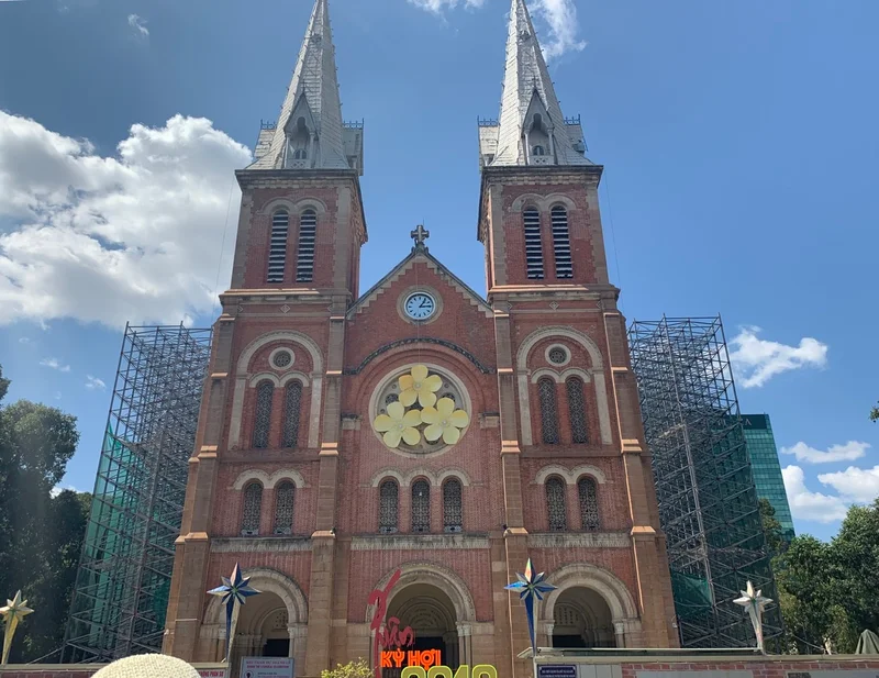 サイゴン大教会(聖母マリア)の写真