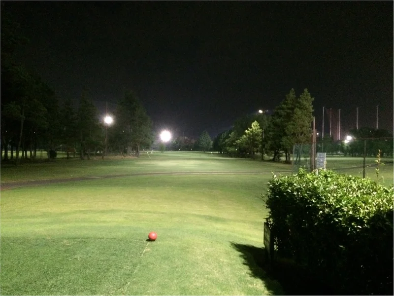 夏の夜にもビギナーにもピッタリ★　涼しく回れるナイターゴルフをご紹介！【#モアチャレ ゴルフチャレンジ】