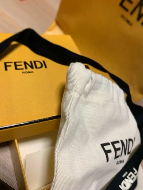 【FENDI】コインケース♡持ってるだけの画像_2