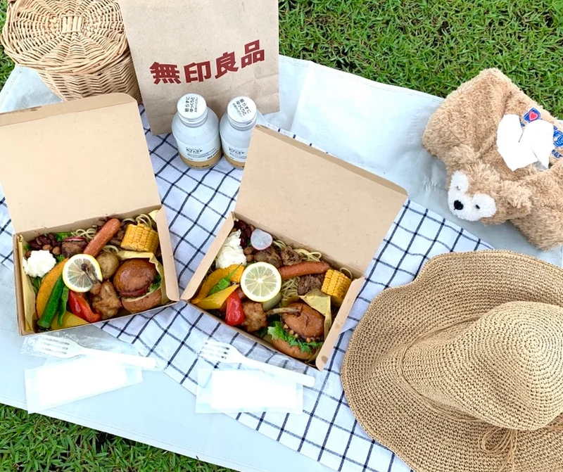【おしゃピク】夏のピクニック！？人気カフェのランチBOXをテイクアウト♪