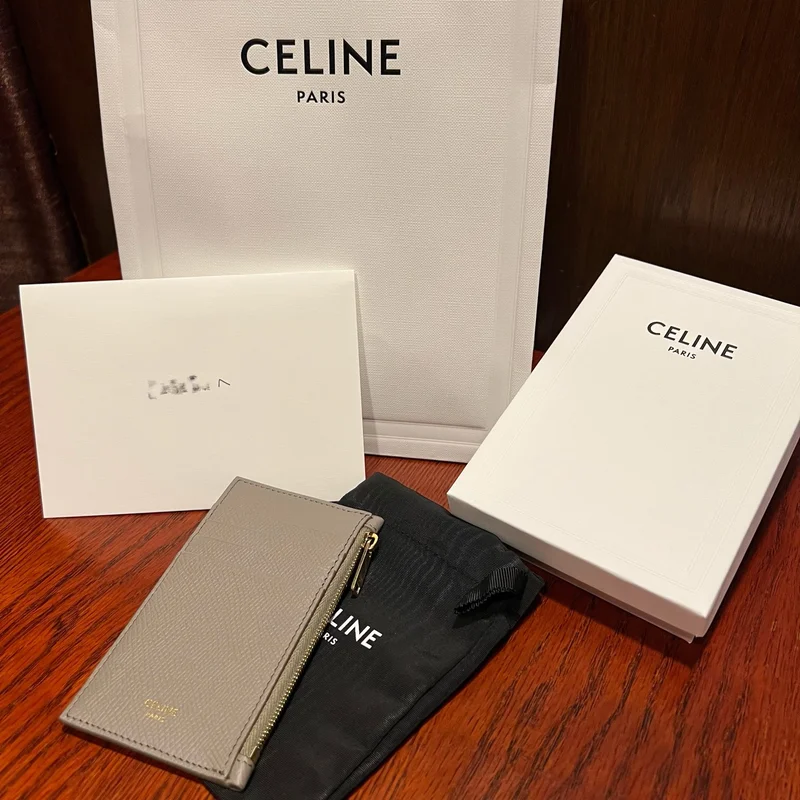 【プレゼント】セリーヌのお財布を新調しまの画像_2