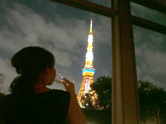 本日8/6から18日までの期間限定【SUZUMUSHI CAFE(スズムシカフェ)】で東京タワーを見ながら一杯どうぞ！