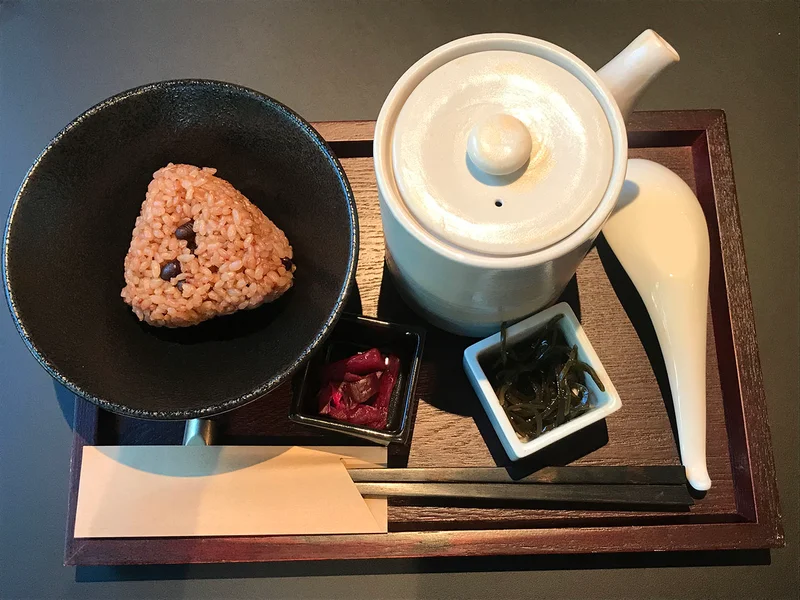 「茶珈堂」の熟成玄米茶漬け