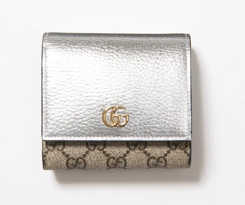 GUCCI #ダブルGウォレット#ホワイト貴重色 お値下げしました！！！！-