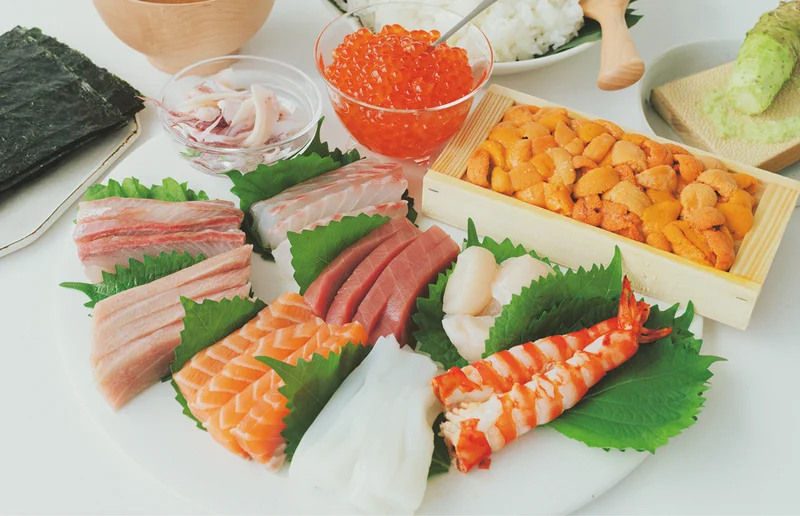 広島県のおすすめお取り寄せグルメ「三次水産」の手巻き寿司セット、完成イメージ