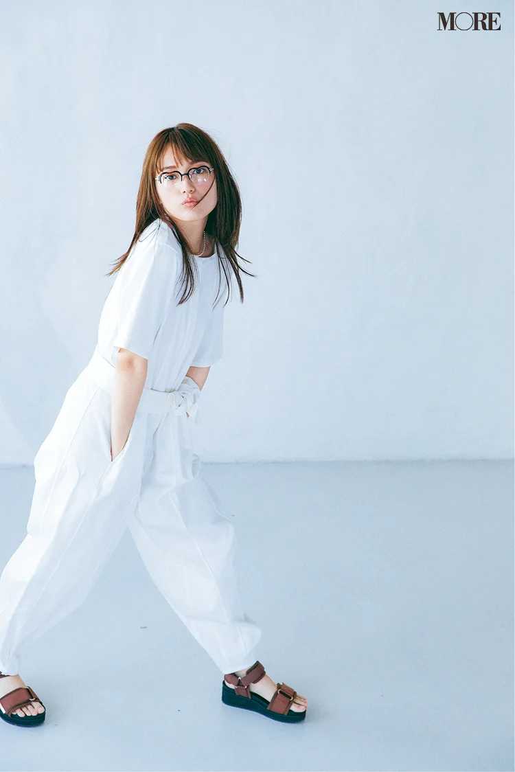 川口春奈の飾らない言葉も 抜け感上手なおしゃれも インタビューで オフ可愛い に迫る Photogallery ファッション フォトギャラリー Daily More