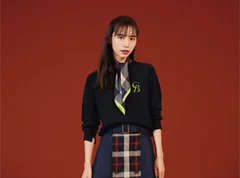 井桁弘恵×『CB CRESTBRIDGE』“多様性のある服”が揃う新ブランドがデビュー