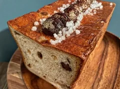 食パンの最高峰…完全受注生産の『プレミアムマロン』