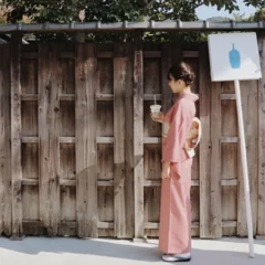 京都やパリ、ナイアガラの滝まで！ インフルエンサーは旅行に何を持って行く？