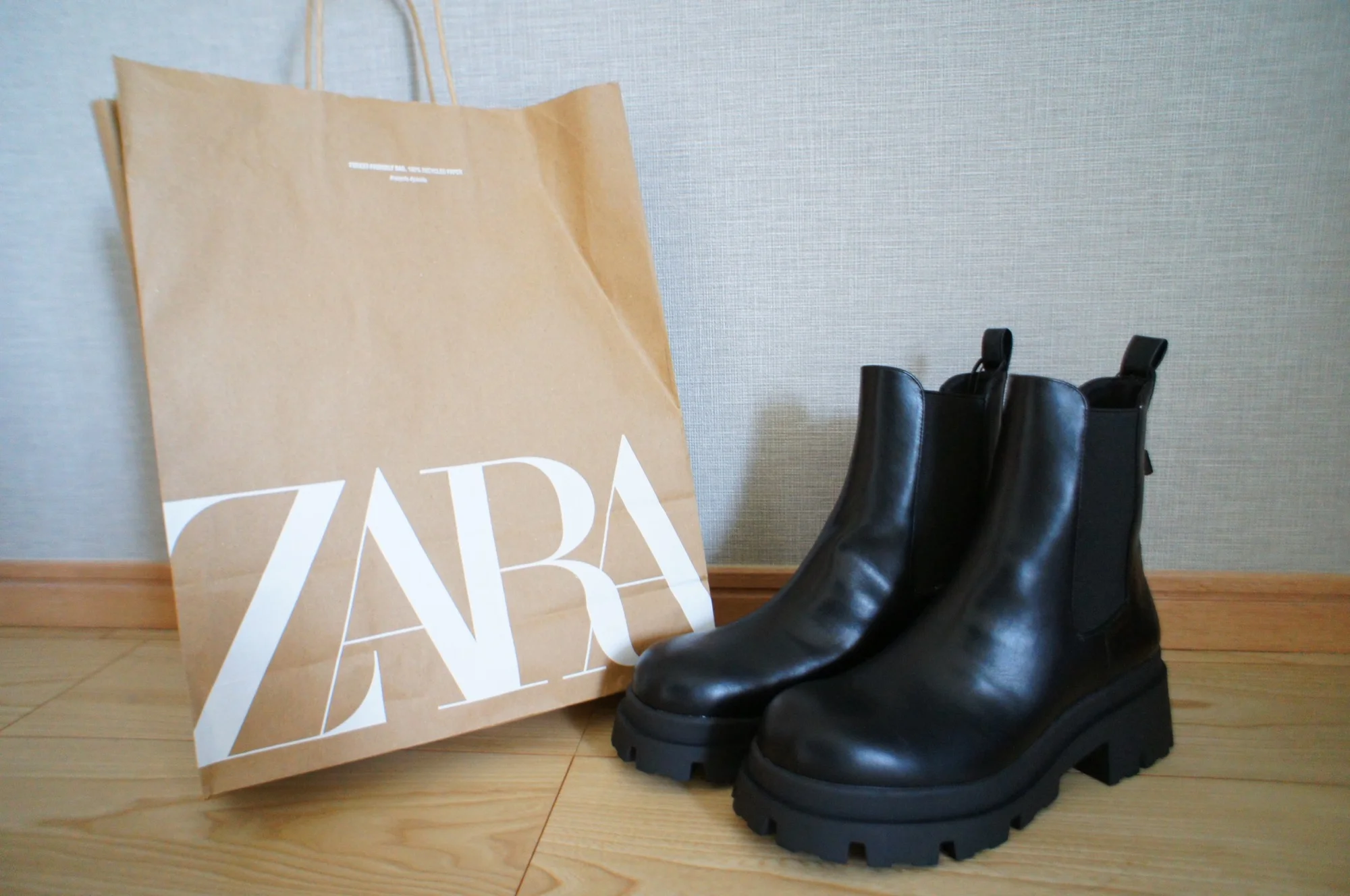 ブランド ZARA - 再値下！Zara サイドゴアブ ショートブーツ 黒 新品 