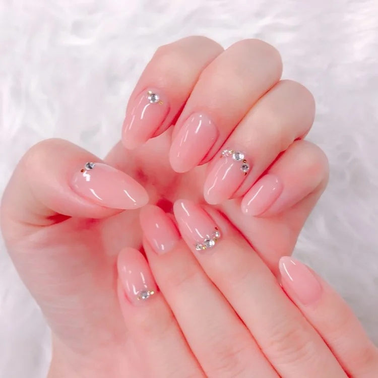 上品でシンプル 大人可愛いネイルpart5 Moreインフルエンサーズブログ More