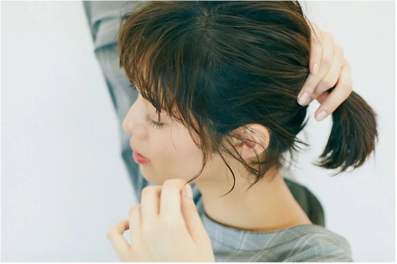 佐藤栞里の こなれひとつ結び で女っぽヘアアレンジ３選 記事photo Gallery ビューティ フォトギャラリー More