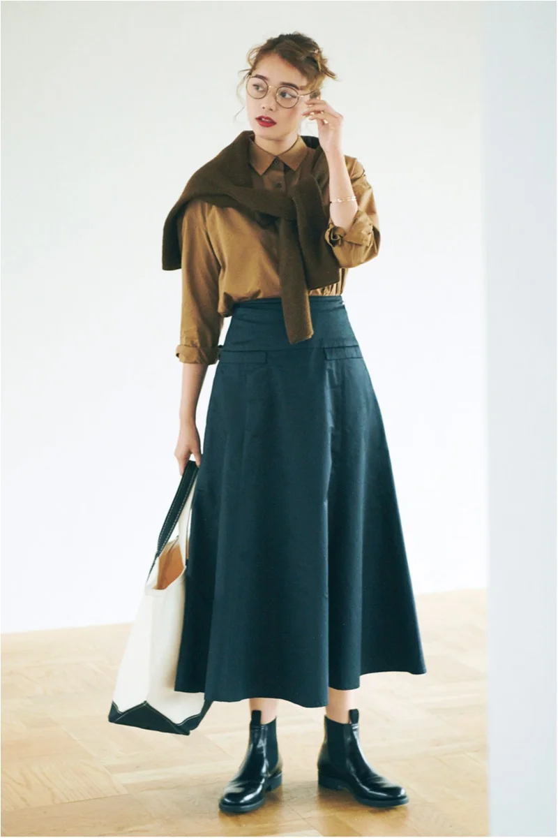 今日のコーデ ユニクロコーデ 主役級フレアスカートをパリのおしゃれスナップみたいに ファッション コーディネート 代 More 今日のコーデ ユニクロコーデ 主役級フレアスカートをパリのおしゃれスナップみたいに ファッション コーディネート 代 More