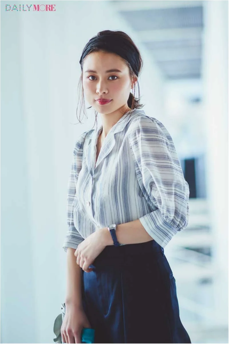 なで肩 いかり肩 大胸 好評につき第２弾 体型コンプレックスがあっても いいね がもらえるシャツ ファッション コーディネート 代 Daily More