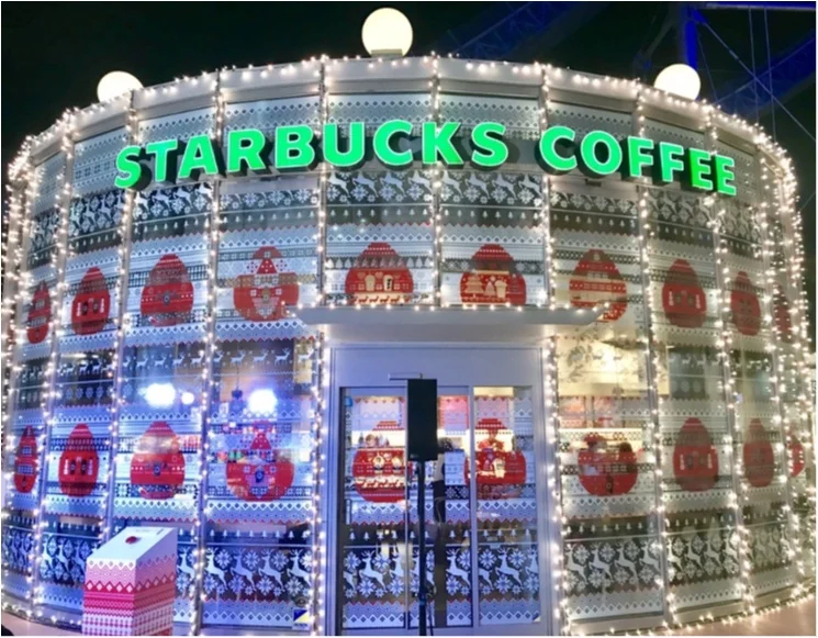 スタバが東京ドームシティ ラクーア店で 初のイルミネーションを開催中 なんとお店がクリスマスケーキに ライフスタイル最新情報 More