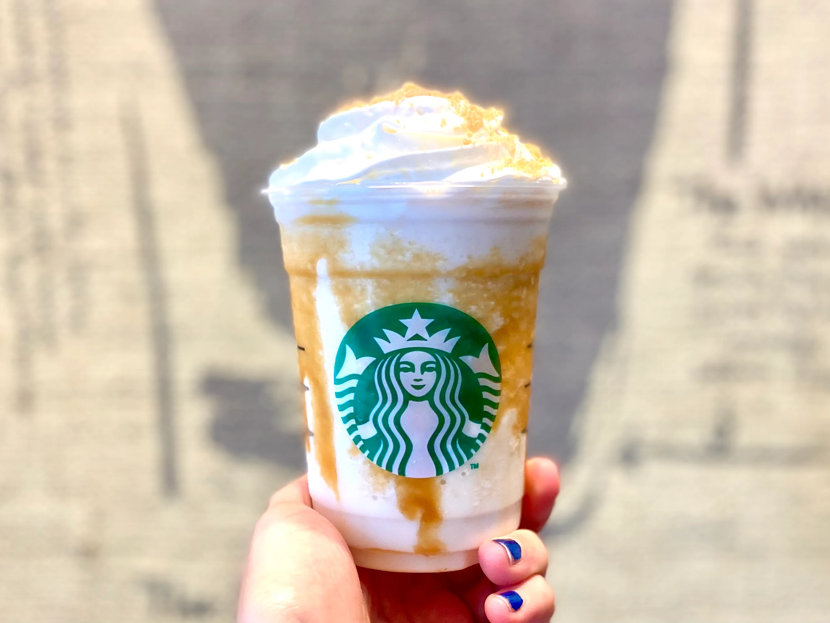 スタバ新作 沖縄県の Jimoto フラペチーノ で大発見 ちんすこうは飲んでもおいしい グルメ More