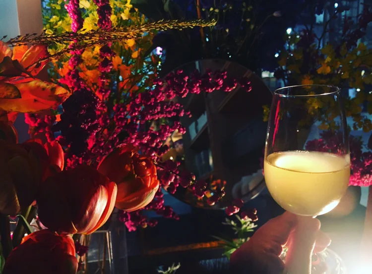 渋谷parco お花屋さん ワインスタンド The Little Bar Of Flowersで癒しのひととき Moreインフルエンサーズブログ More