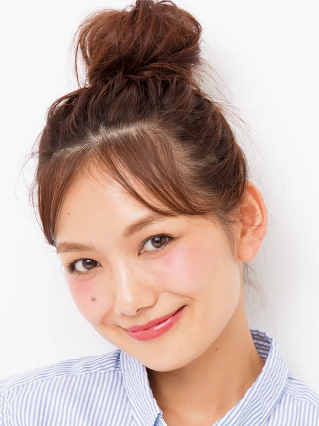 武智志穂 田中里奈 村田倫子の ほめられチークレシピ ビューティ コスメ メイク ヘア ダイエット More 武智志穂 田中里奈 村田倫子の ほめられチークレシピ ビューティ コスメ メイク ヘア ダイエット More