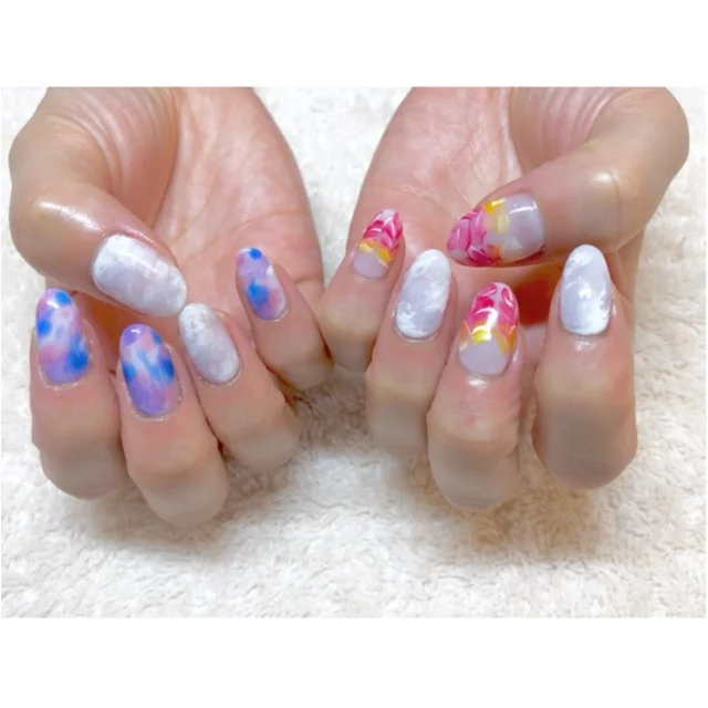 6月ネイルは梅雨と夏の非対称ネイルにしました Moreインフルエンサーズブログ Daily More