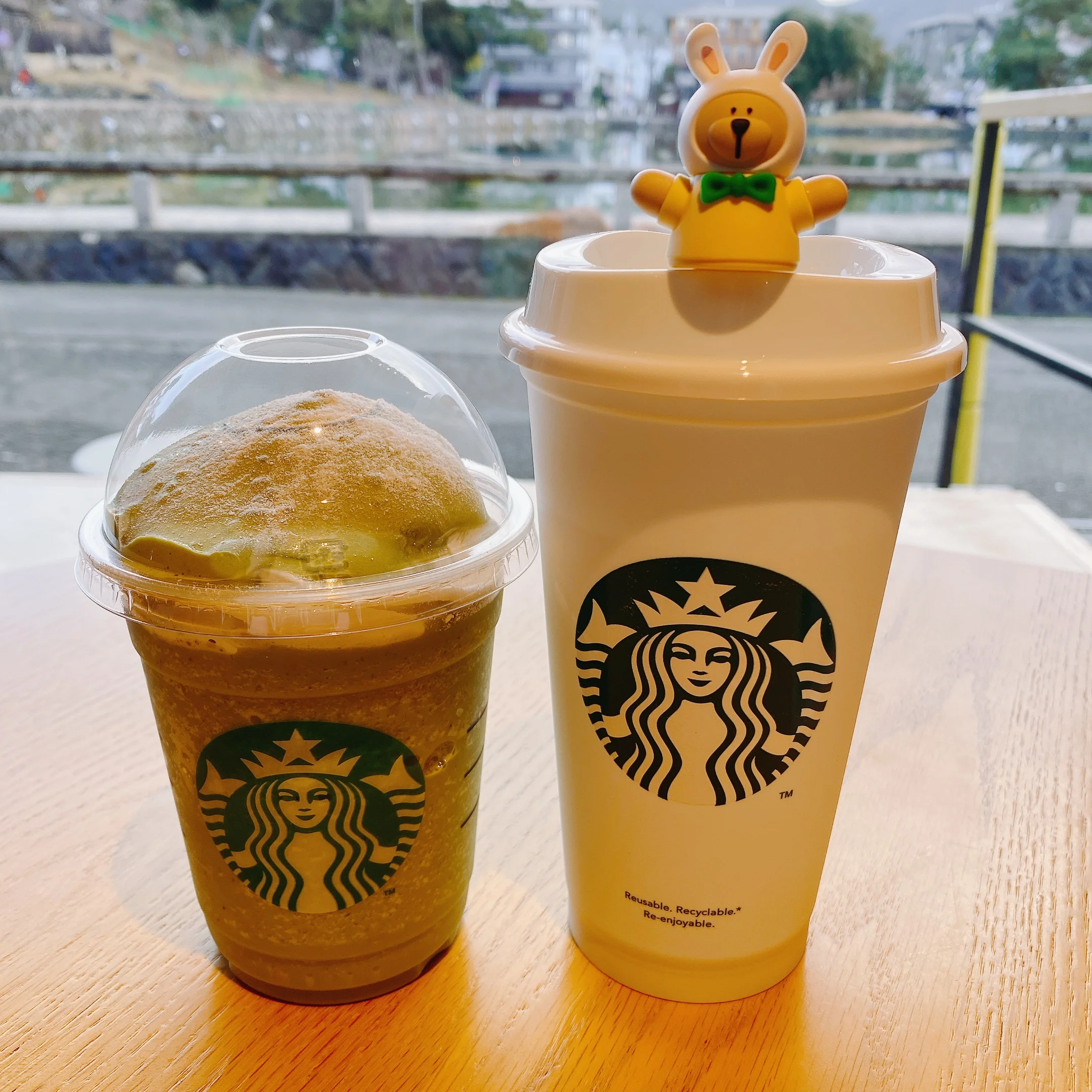 スタバ ドリンクホールキャップ ベアリスタ 専用 台座 スタンド【4点