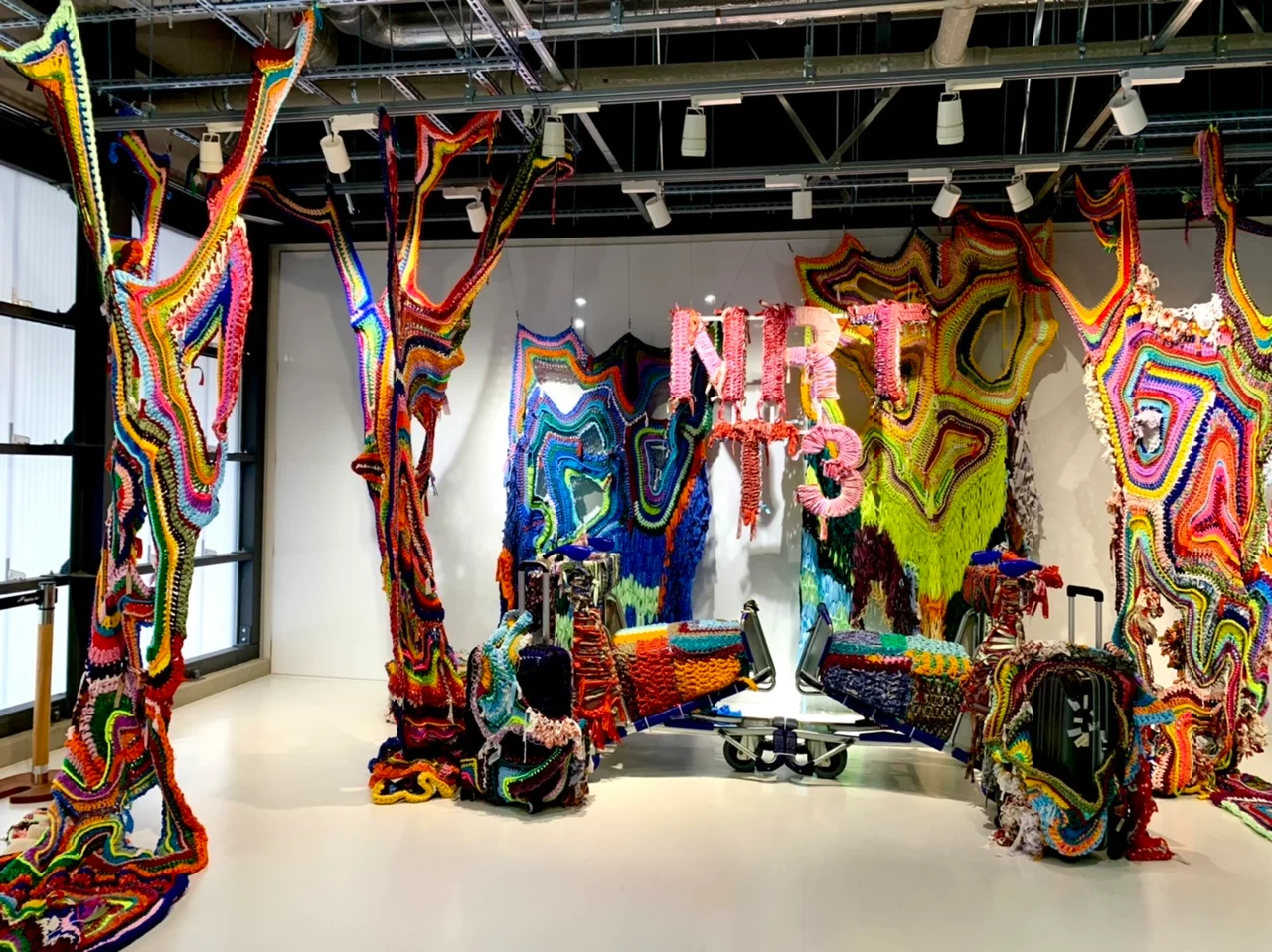 成田空港のwowなアート空間 アップサイクルアートとは 千葉 Moreインフルエンサーズブログ More