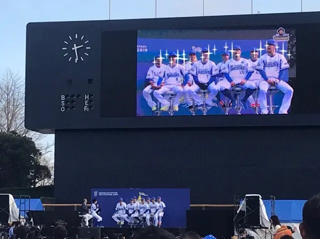 【横浜DeNAベイスターズ】選手と間近で触れ合える!《ファンフェスティバル2019》へ♡_5