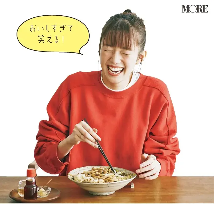 岩手県からお取り寄せした盛岡じゃじゃめんを食べる佐藤栞里