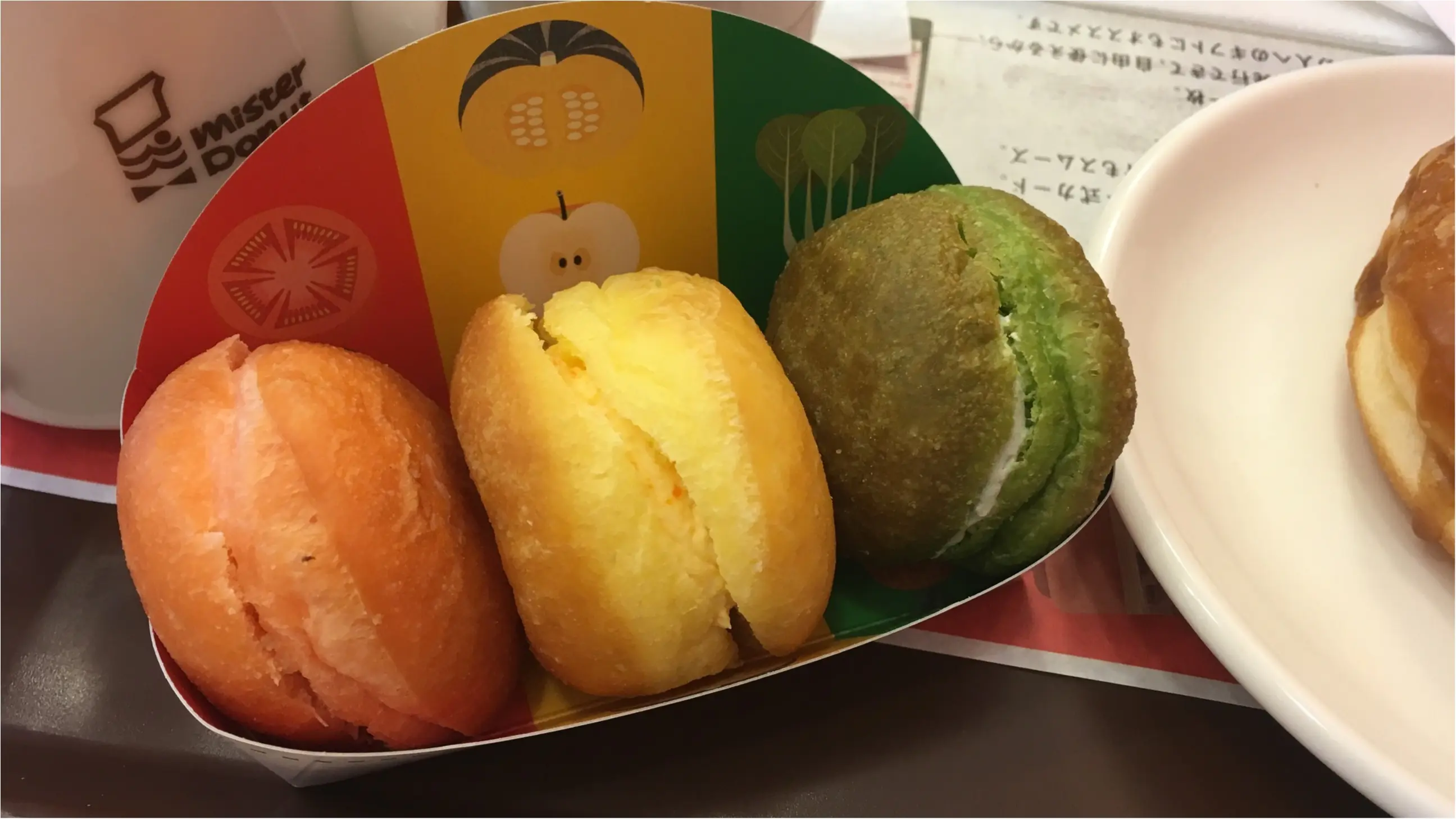 ミスドでヘルシー!? タニタの野菜ドーナツは食べやすい♪_2