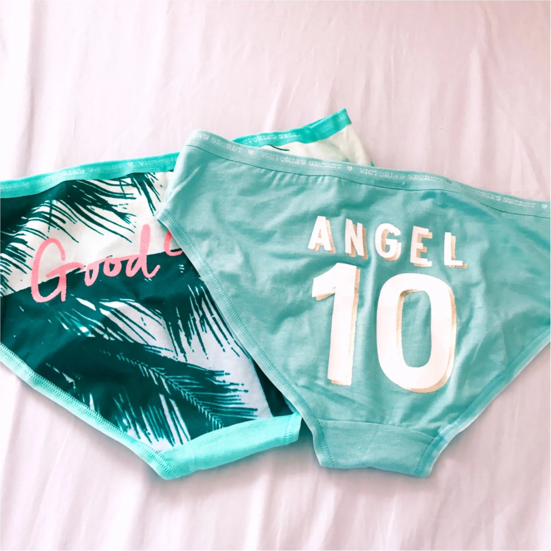 ★セクシーなだけじゃない!お土産にも喜ばれる『VICTORIA'S SECRET』の下着はこんなにPOPで使い心地抜群★_2