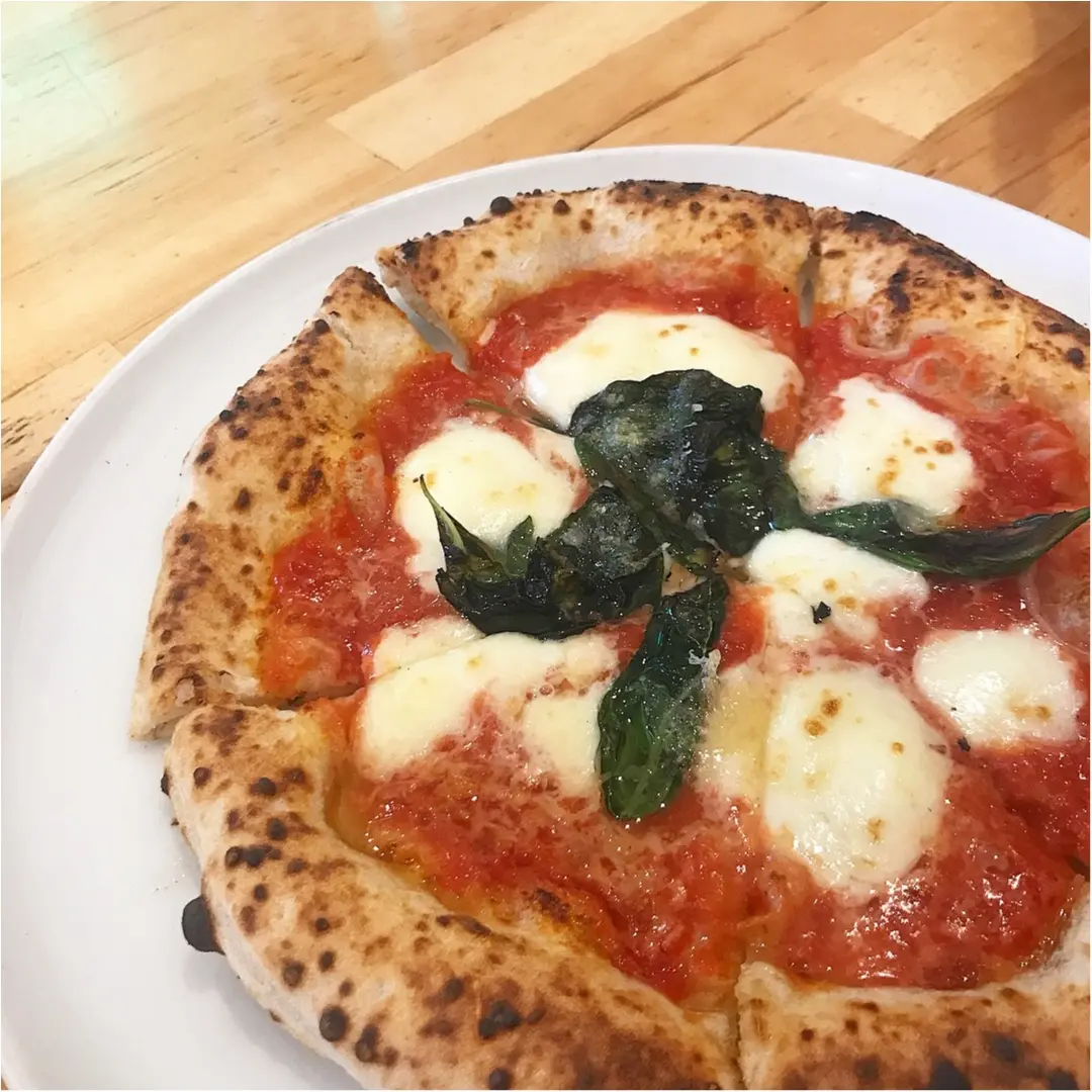 【北千住グルメ】路地裏の隠れ家ピッツェリア!"Pizzeria Alloro"の窯焼きピザが絶品♡_3